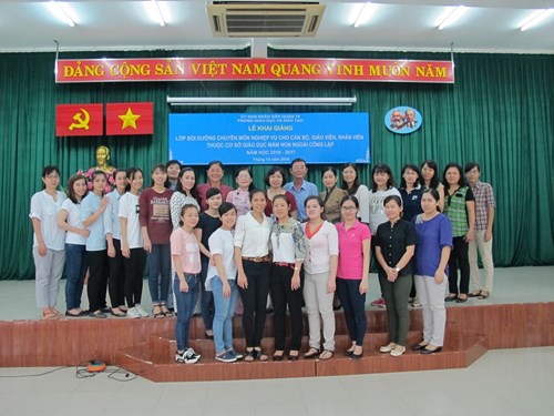 Lễ khai giảng Lớp bồi dưỡng chuyên môn nghiệp vụ cho cán bộ, giáo viên, nhân viên thuộc cơ sở giáo dục mầm non ngoài công lập năm học 2016 - 2017
